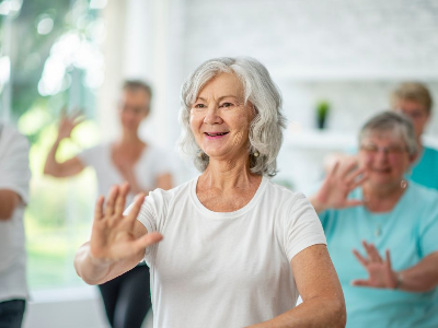 Tai Chi intermédiaire-avancé (24 mouvements)